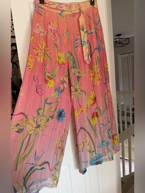 Just Bellina  Ombré Pink Floral wide leg pants / trousers with gold details s L